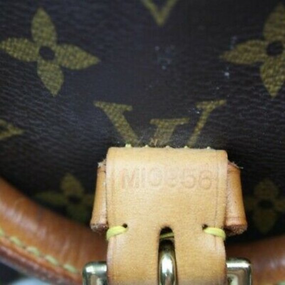 Authentic Louis Vuitton Business Bag Rivoli - Picture 10 of 10